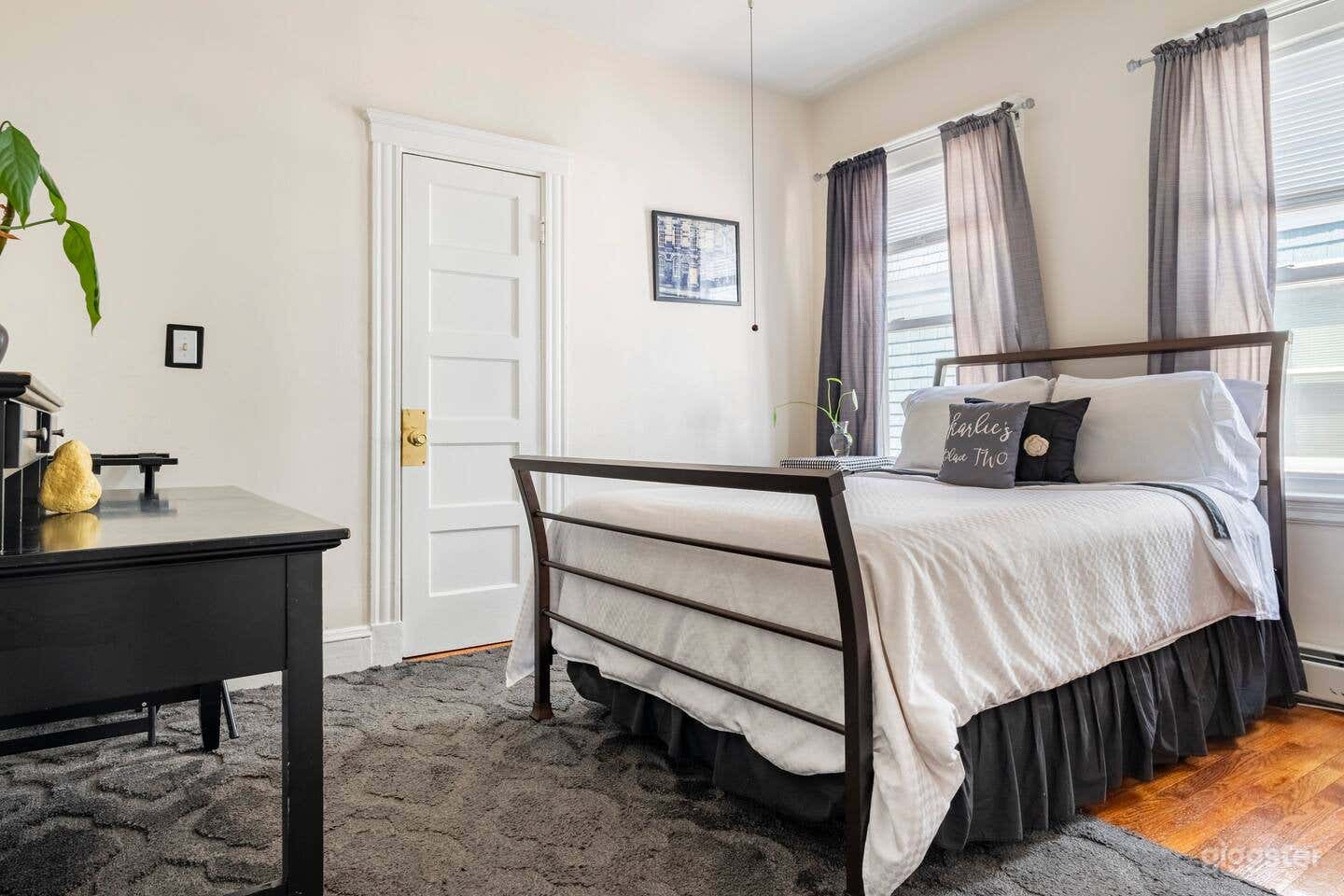 Charming Abode in Boston Photo 2