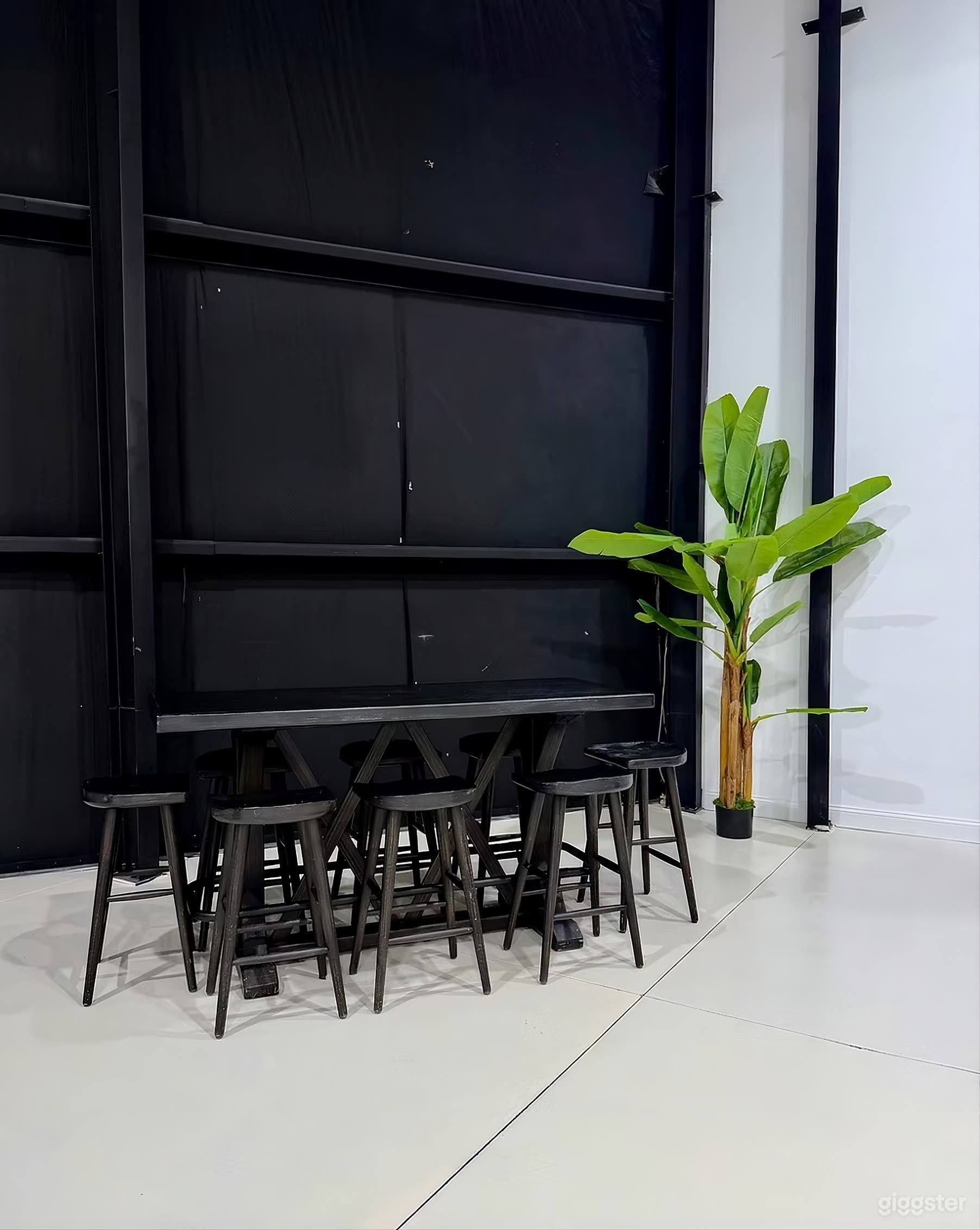 Event Space and Studio in the Heart of Myrtle Beach Photo 4