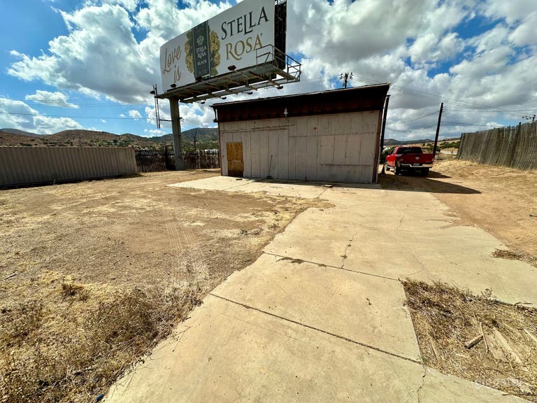  Metal industrial warehouse (20x30 =600 SF) space on our commercial desert property.  