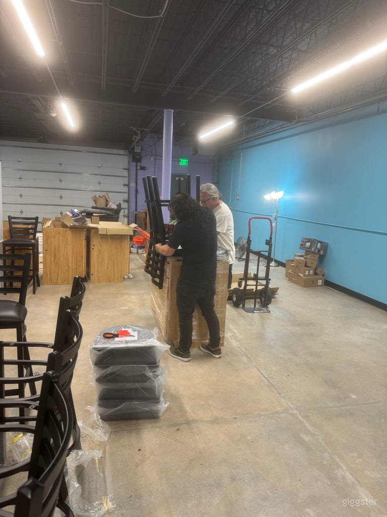  Warehouse Vibes 