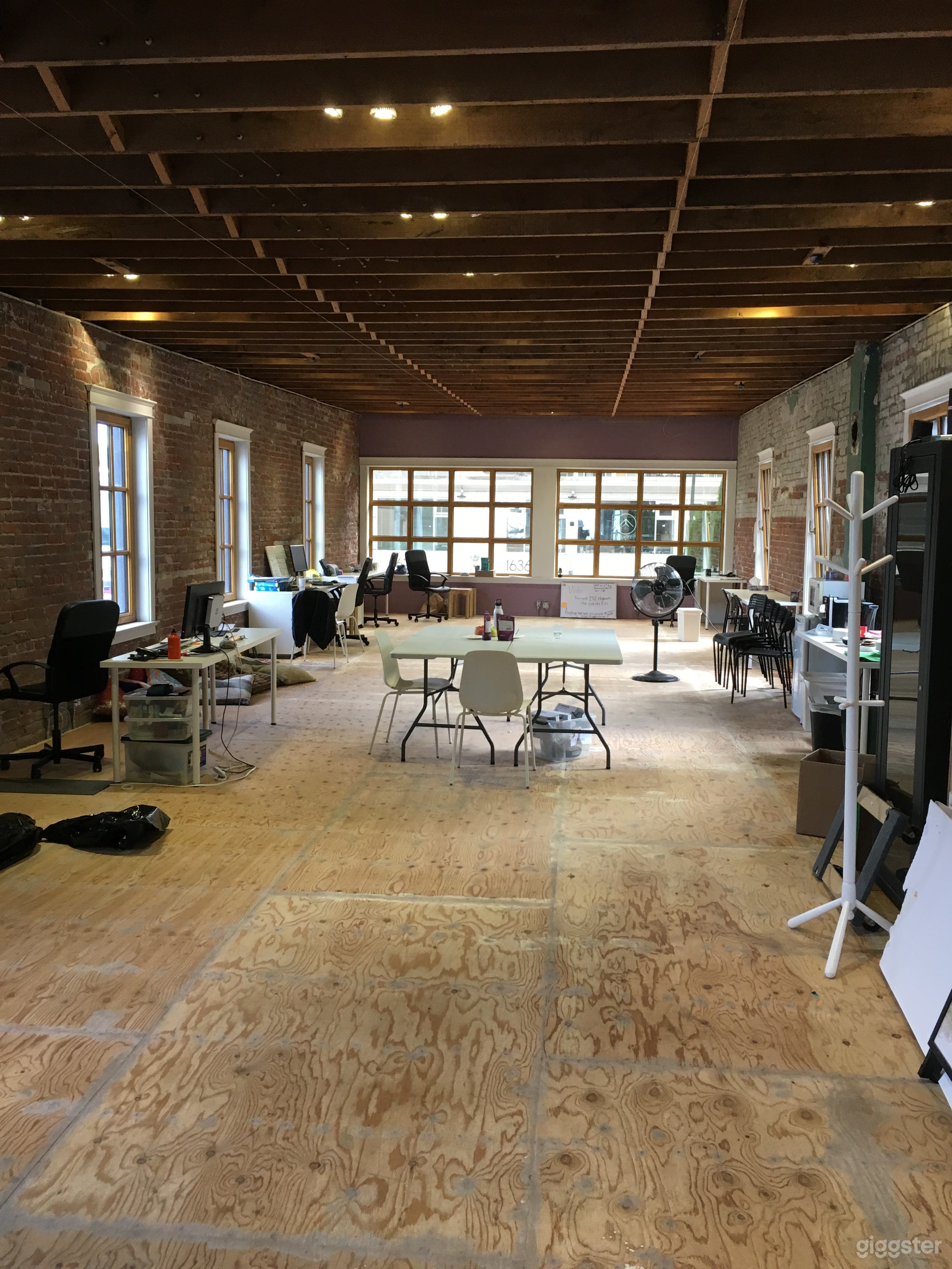 The Rooming House Brick Brownstone Photo 3