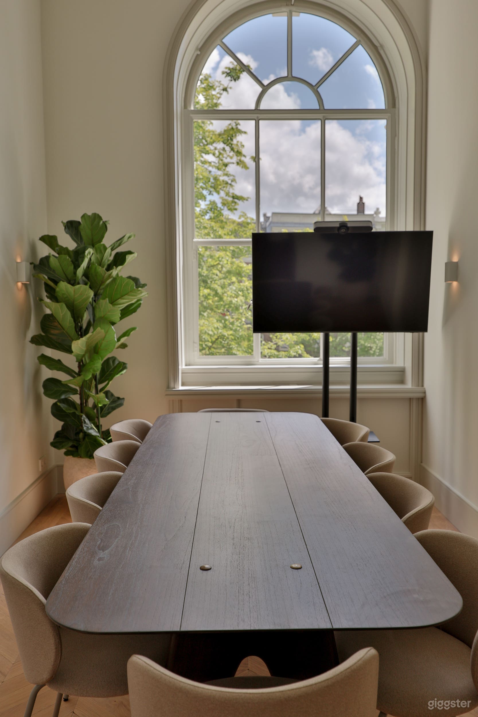 Zaan Boardroom (10-person) Photo 2