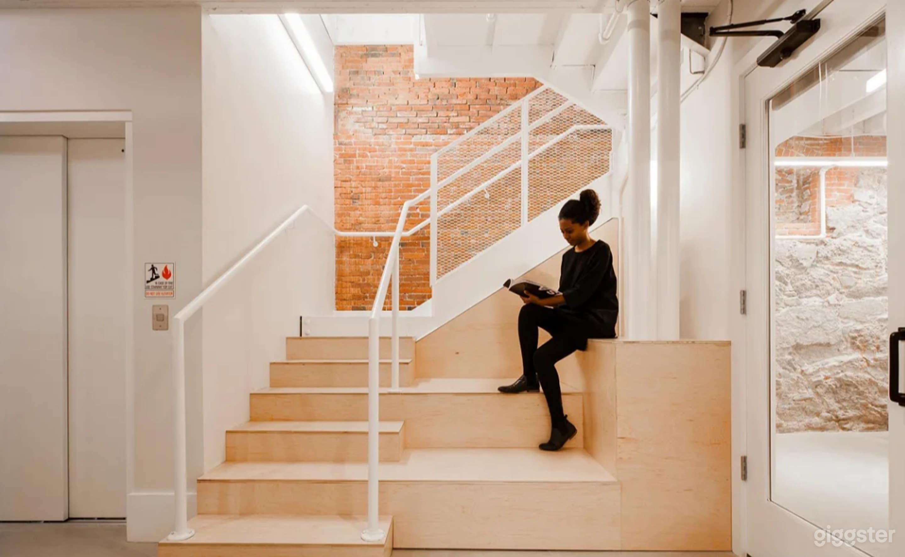 Stylish Team Boardroom in Brookline Village Photo 4