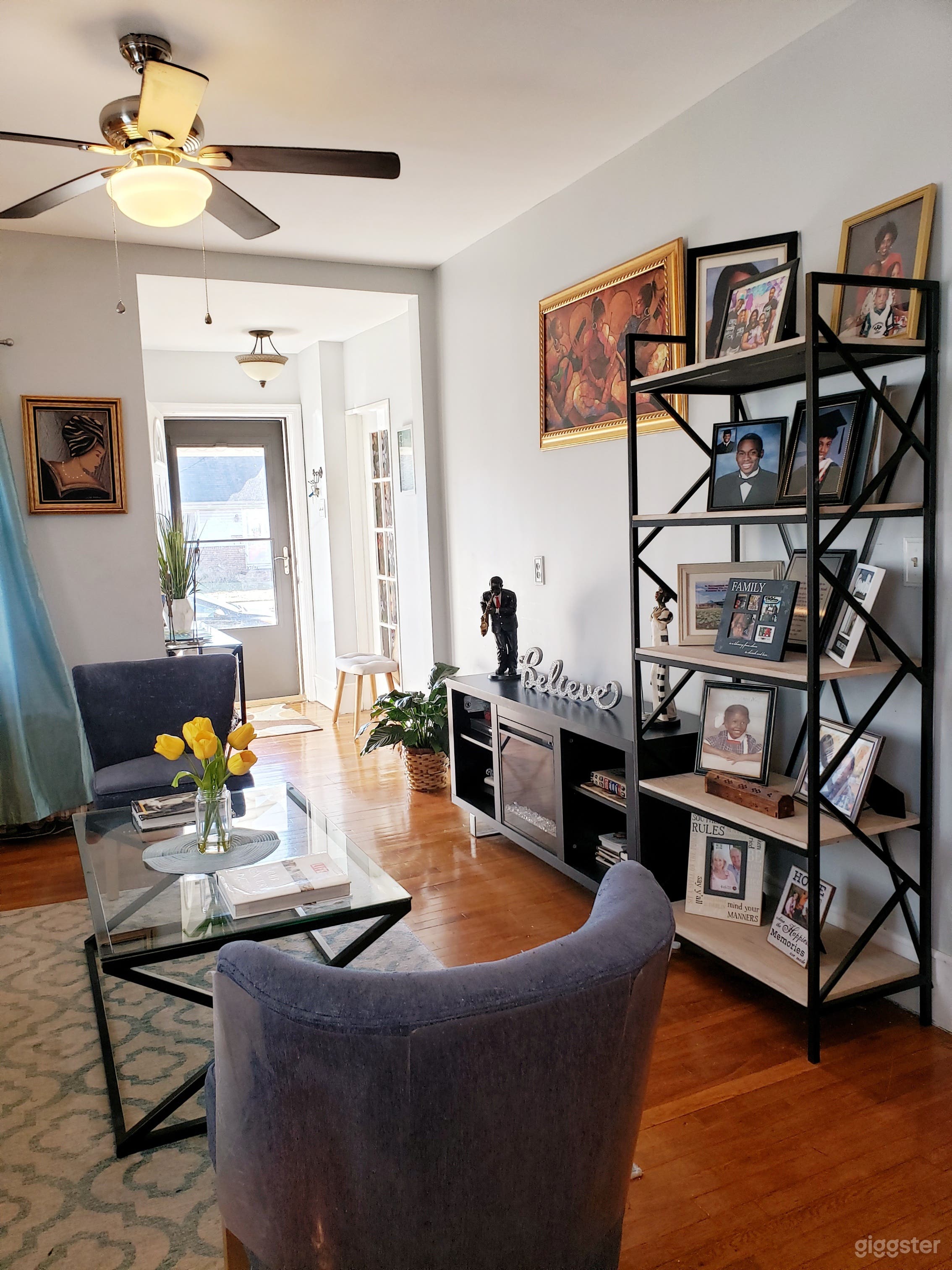 Comfortable, cozy living room