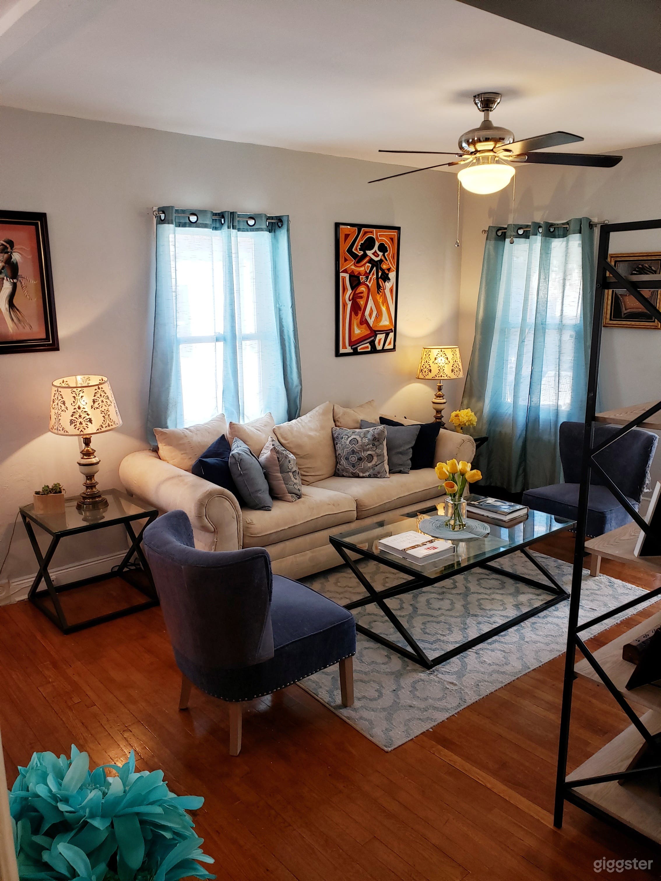 Comfortable, cozy living room