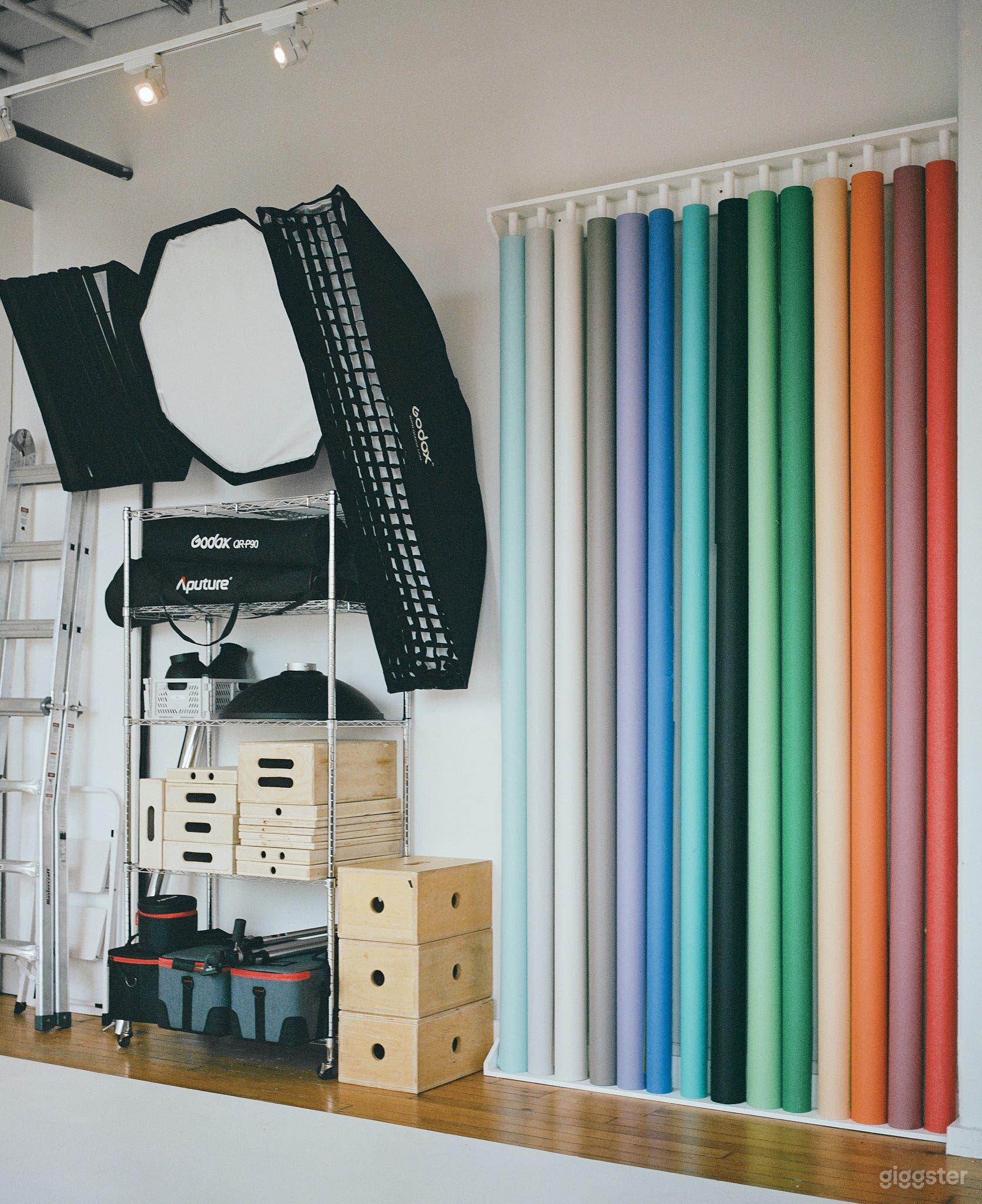 Variety of Seamless Backdrop Options