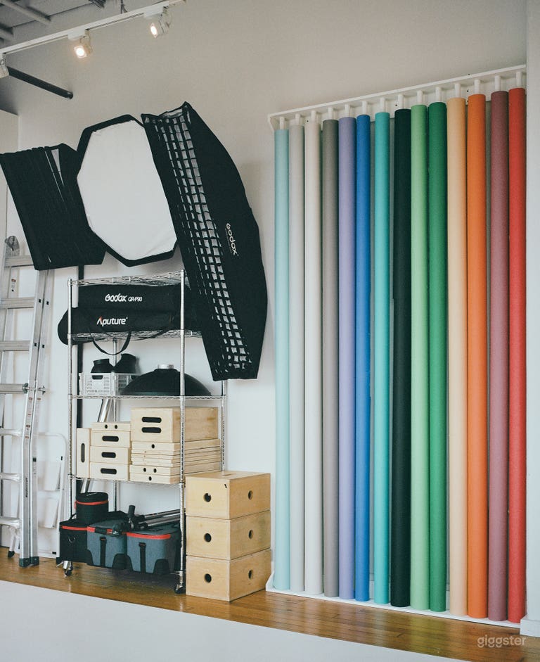  Variety of Seamless Backdrop Options 