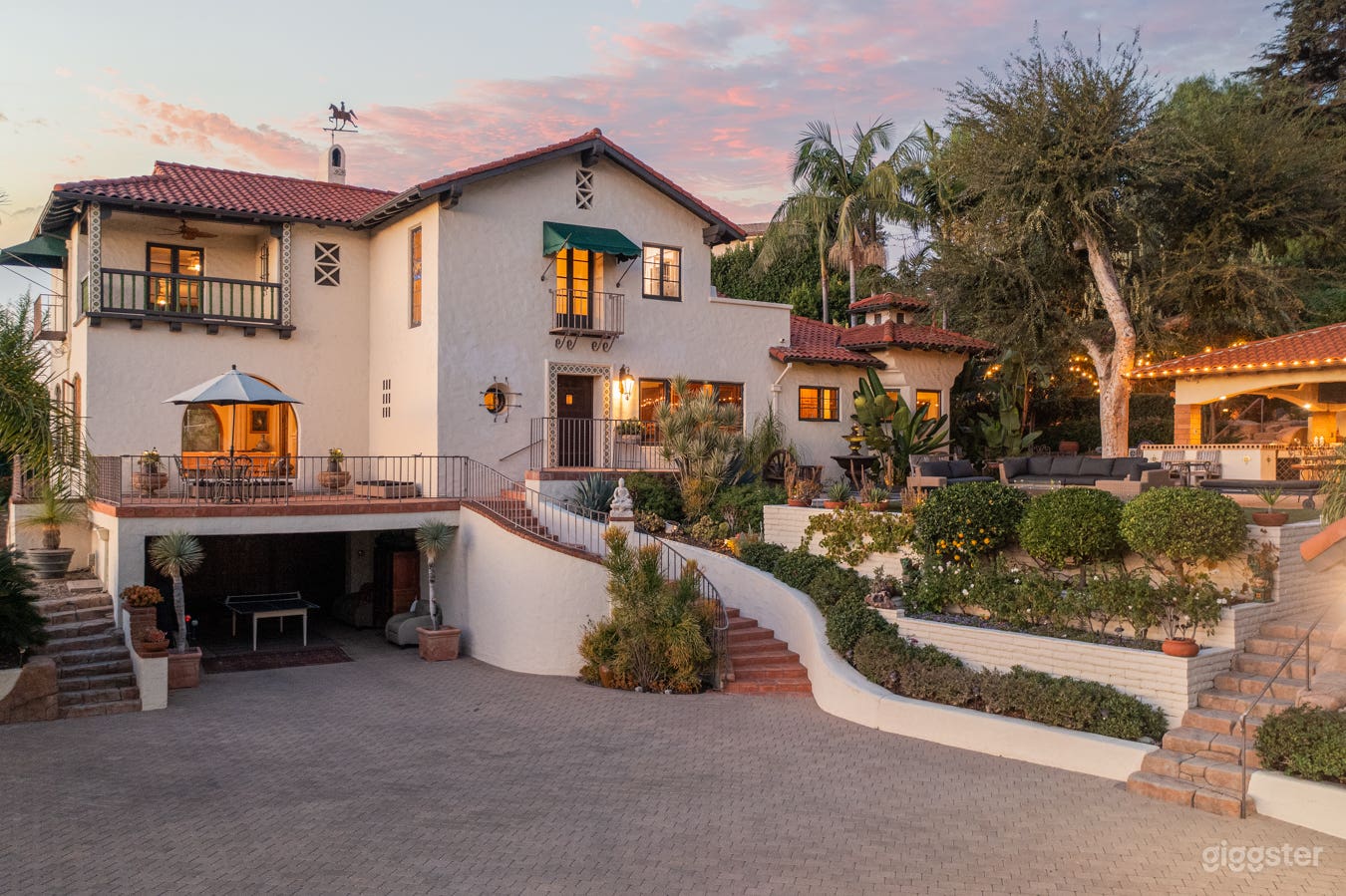 1930's Spanish Villa panoramic ocean &amp; city view Photo 2