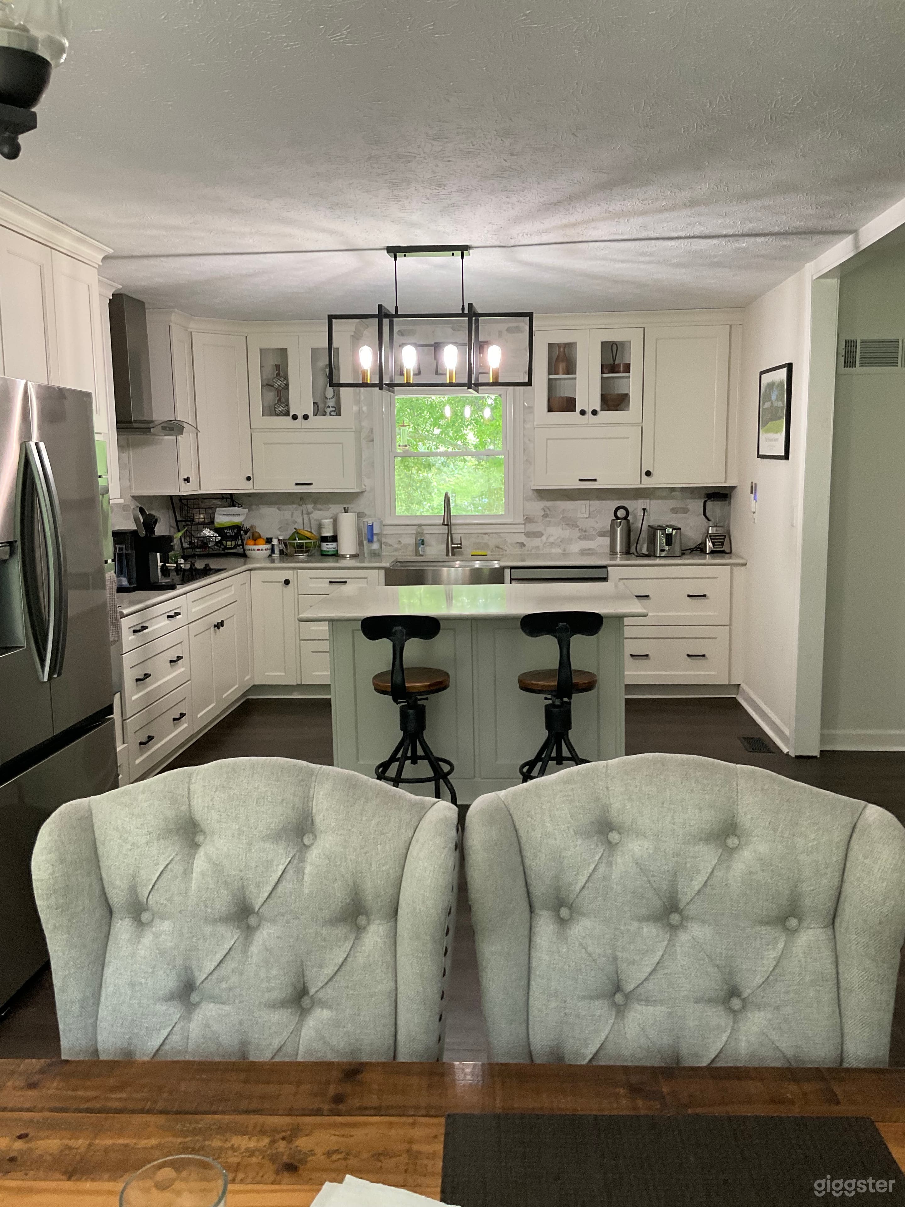 Beautiful Chattahoochee Hills home on 5 scenic acres Photo 1