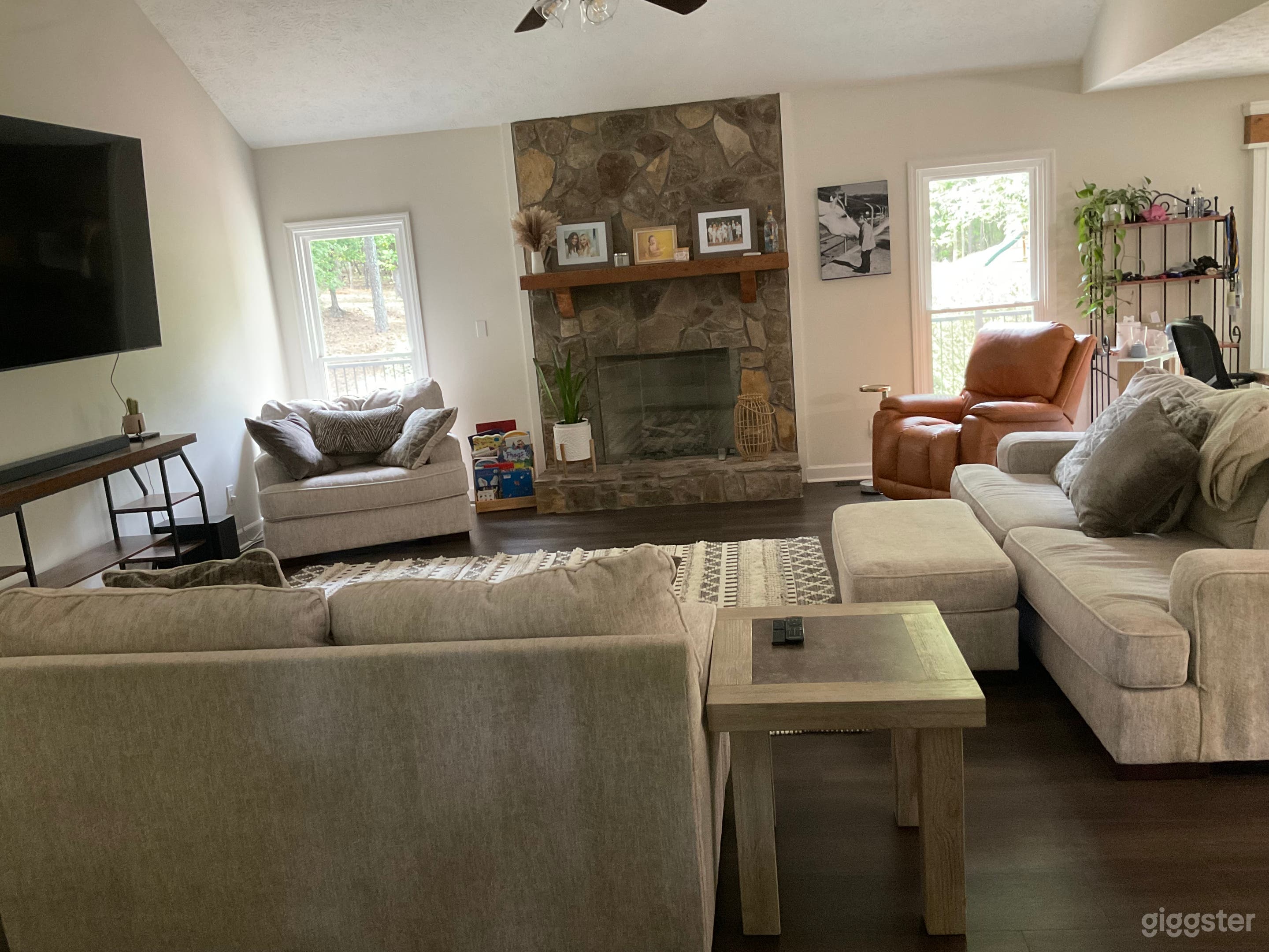 Beautiful Chattahoochee Hills home on 5 scenic acres Photo 2