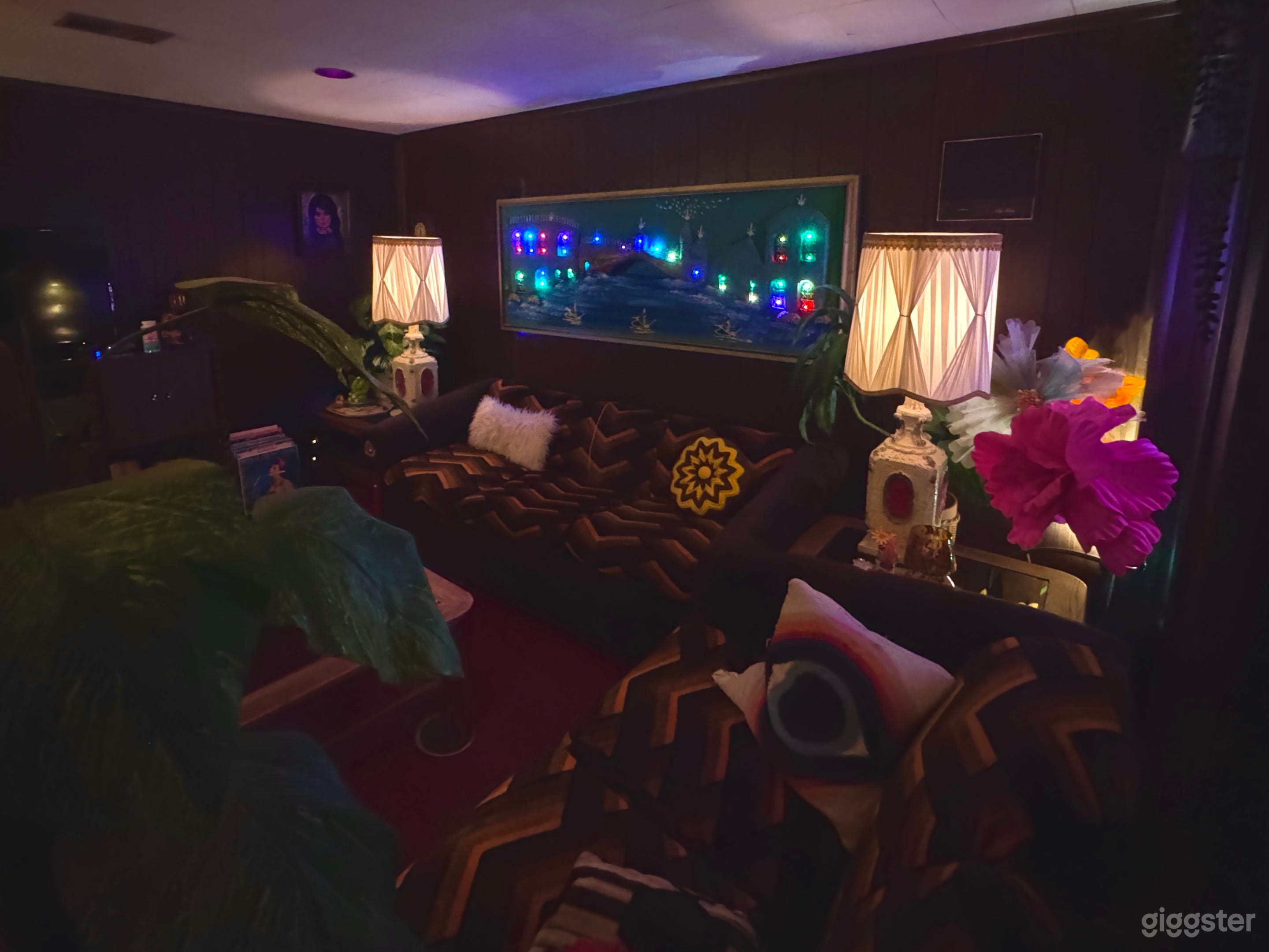 Shag Harbor ‘70s groovy ranch with basement Photo 2
