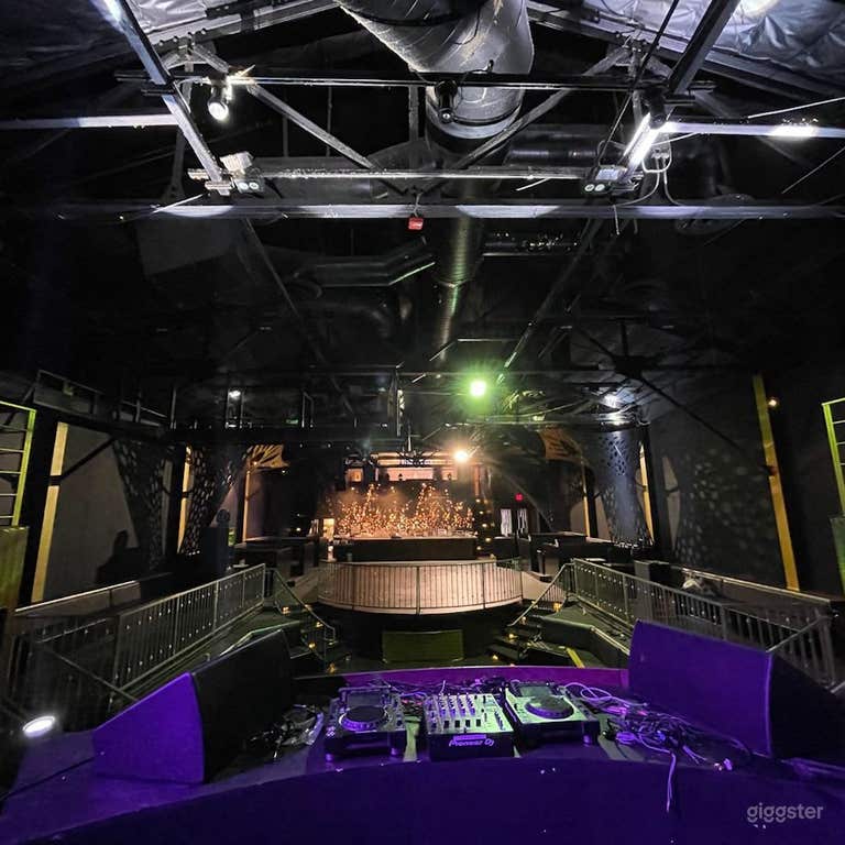  #7106 Bar/Club Hollywood 