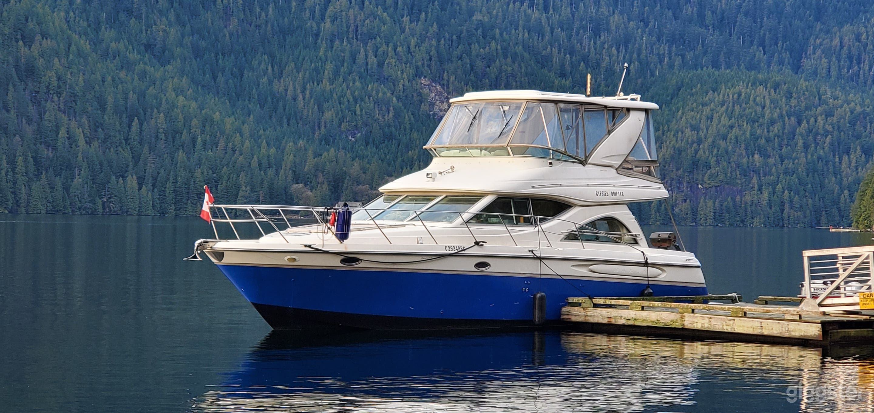 Affordable Private Party Boat in Vancouver False Creek Photo 1