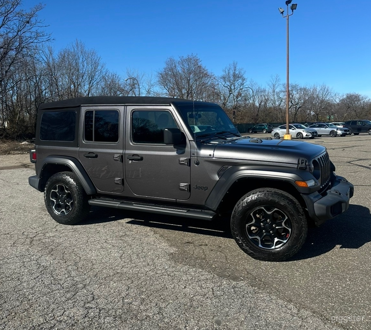 2021 Jeep Wrangler 4 door for Film & Photoshoot Picture Car Photo 3