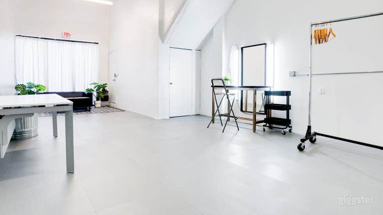  Private Fully Equipped Photo Studio Midtown Miami 