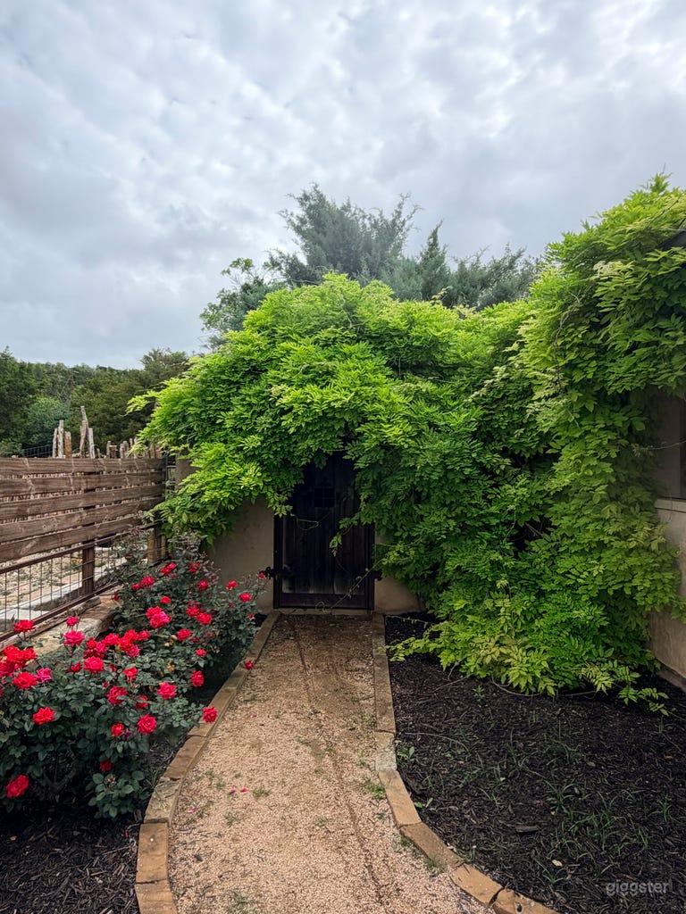  Sunset Villa Retreat in the Hill Country 