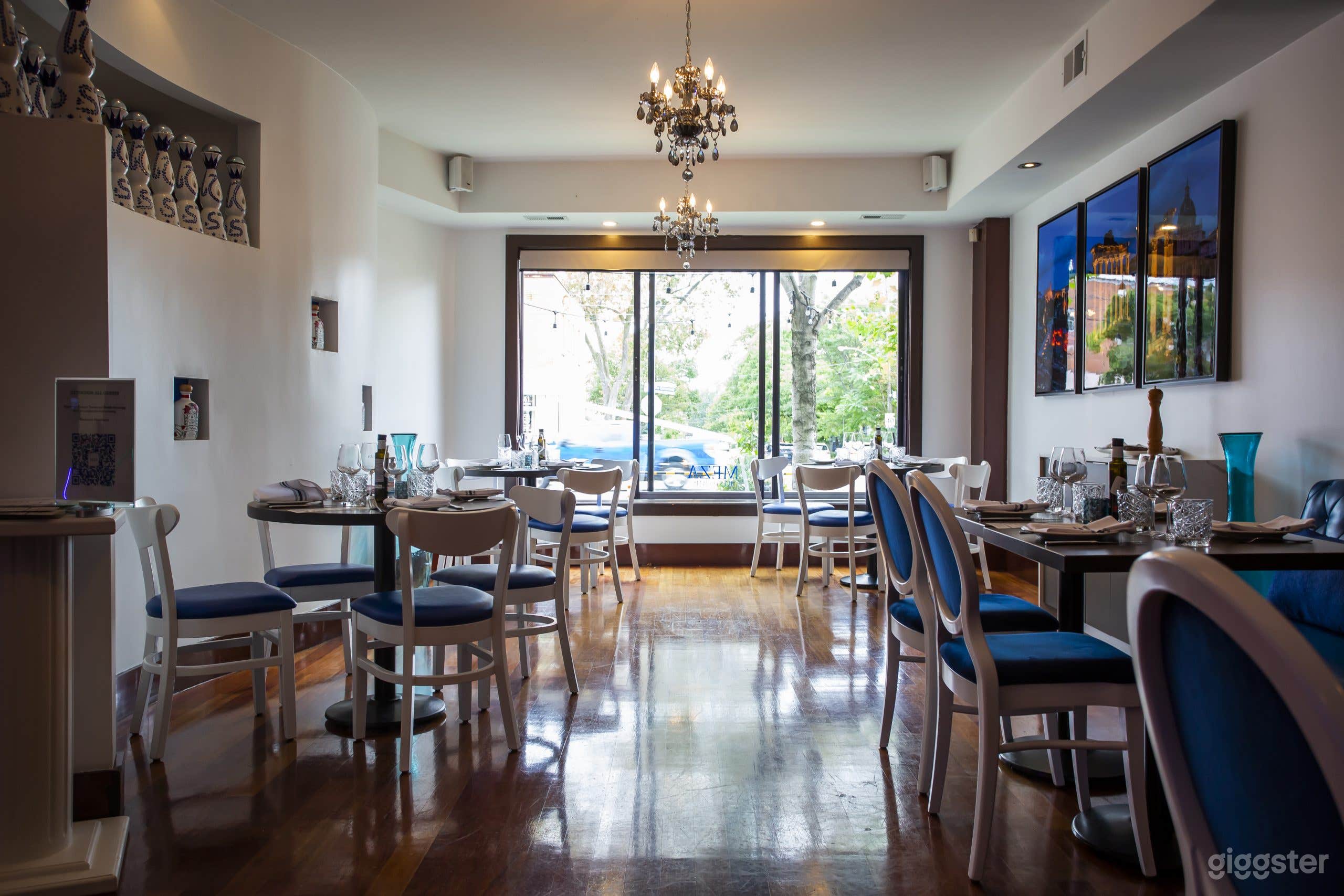 Stand Out Greek Restaurant Photo 3