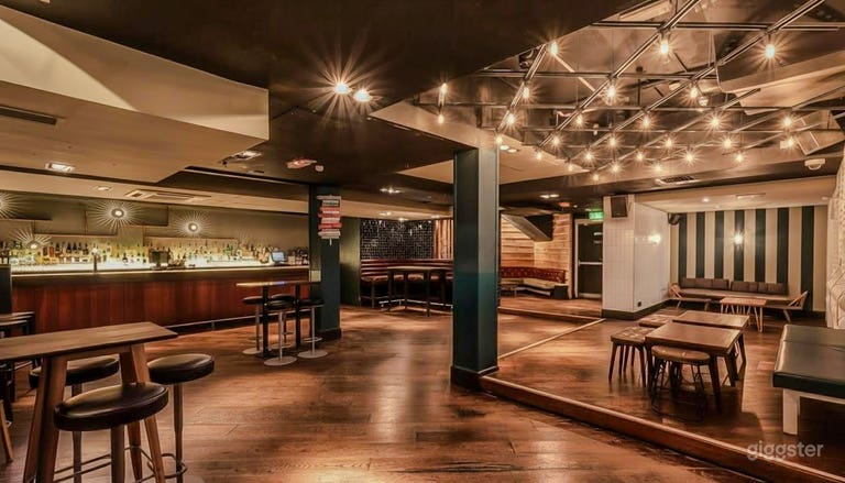  2 x Cocktail bar, 4 x Spazi unici più pista da ballo 