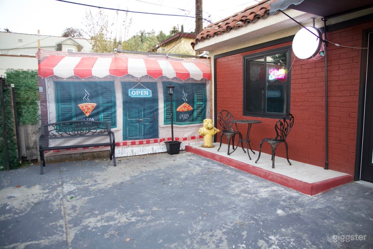 Outdoor Cafe Patio & Pizzeria Storefront Film Set Photo 3
