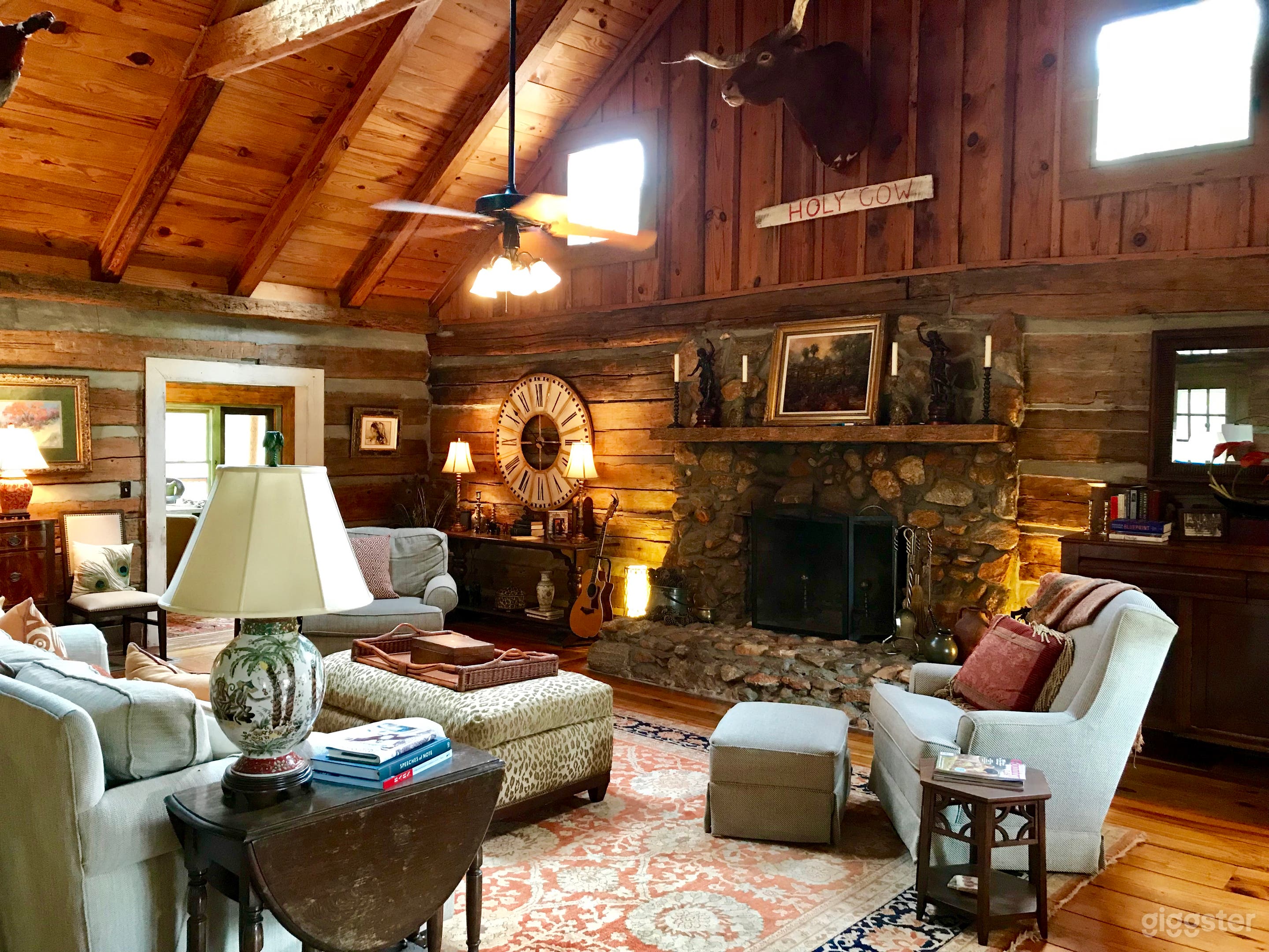 Living Room w/Fireplace
