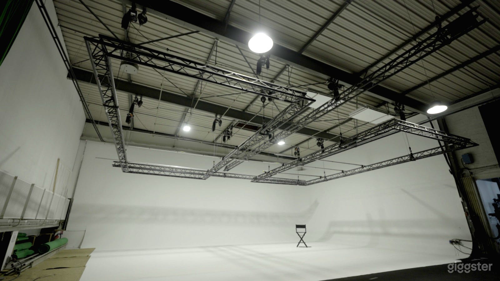 Photo de Studio de production créative à Paris 1