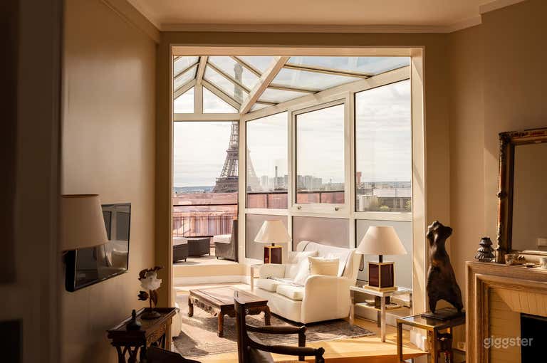  PENTHOUSE GEORGES V 