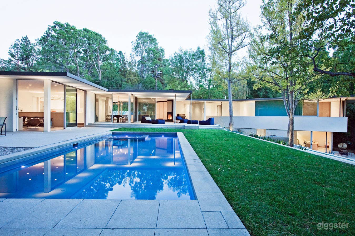 Backyard Swimming pool at night