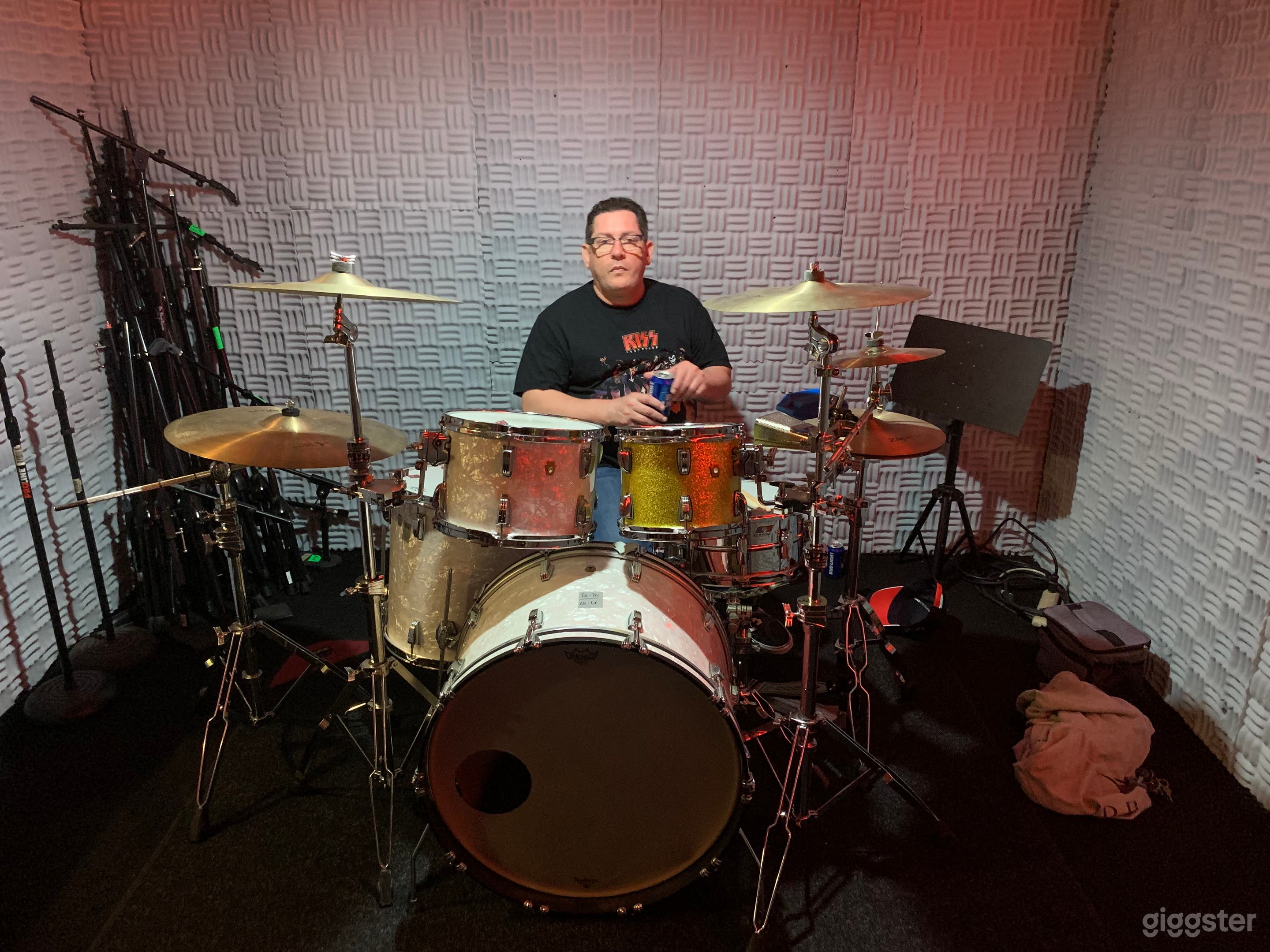 Impressive Recording Studio In the Heart of Orange County Photo 4