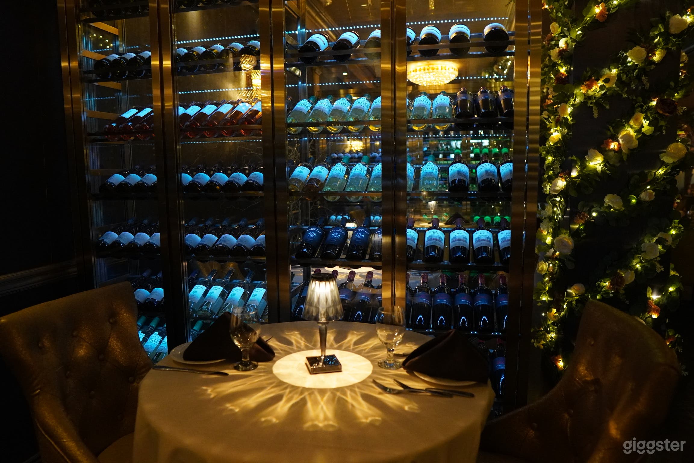 Modern Steakhouse in Brooklyn Area Photo 1