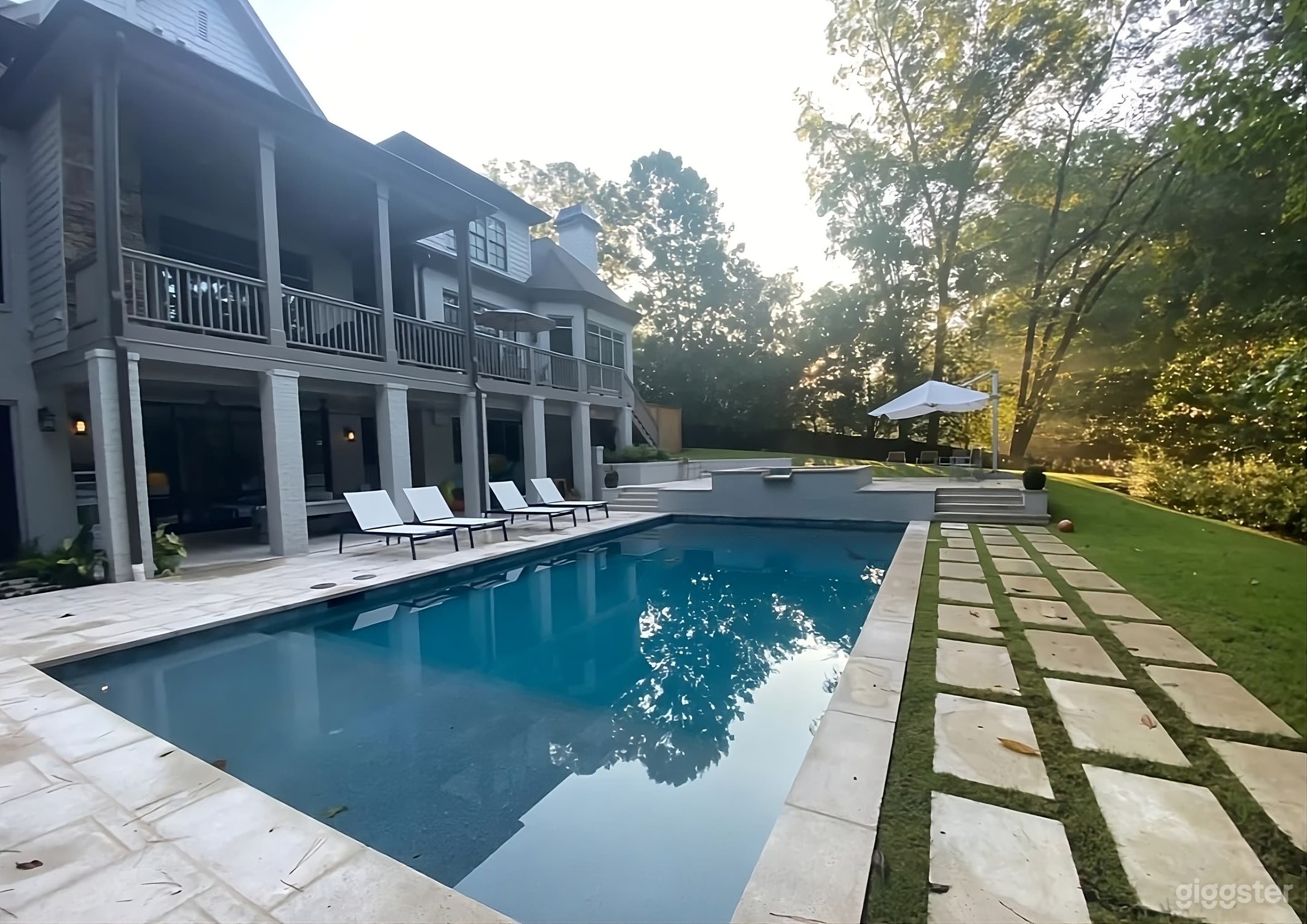 Spacious and Luxurious Backyard with Pool Photo 1