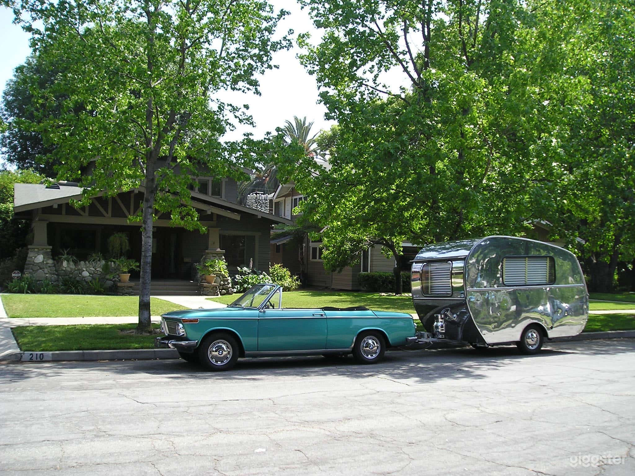 1914 tudor-style aeroplane bungalow Photo 2