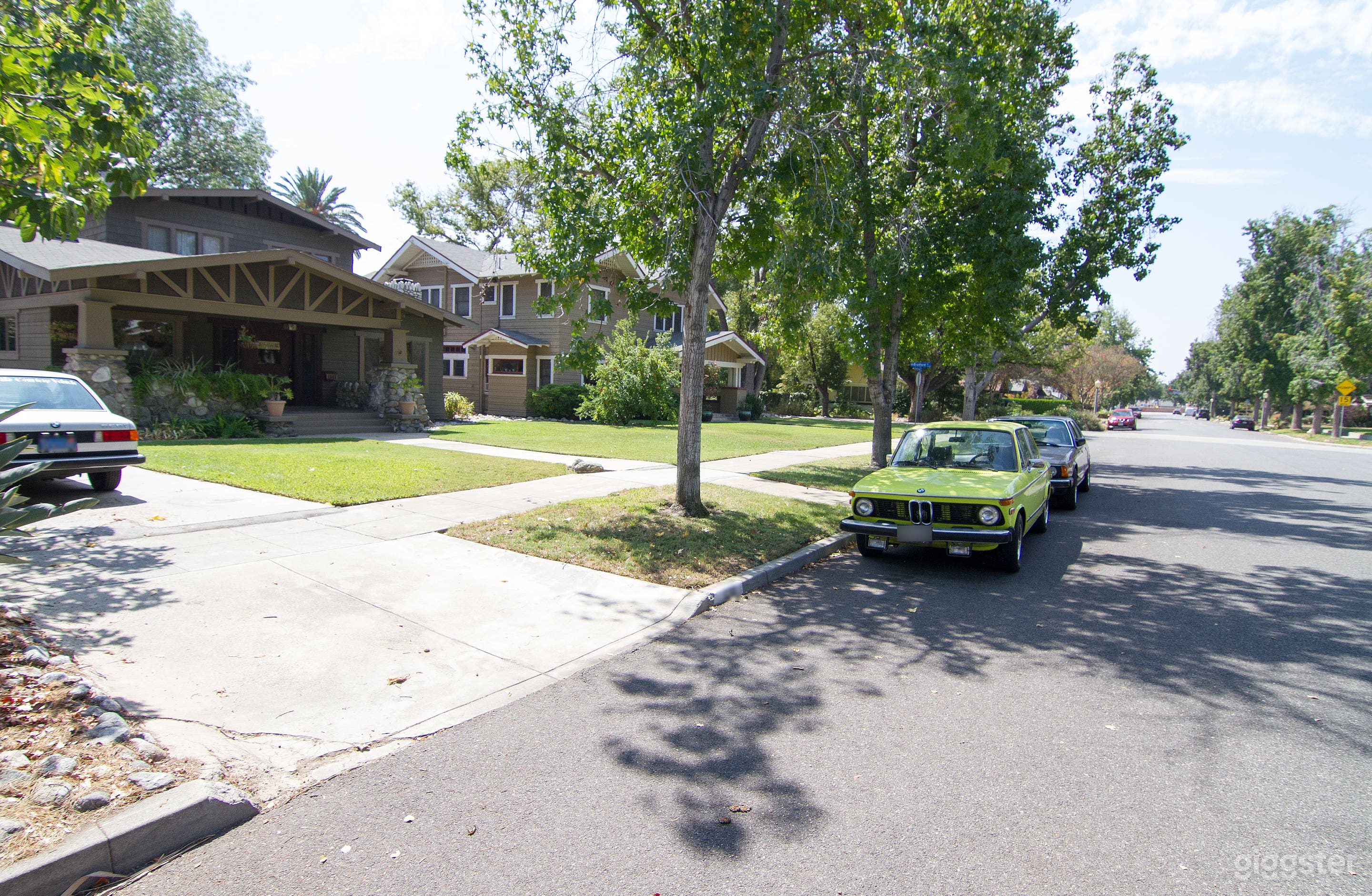1914 tudor-style aeroplane bungalow Photo 4