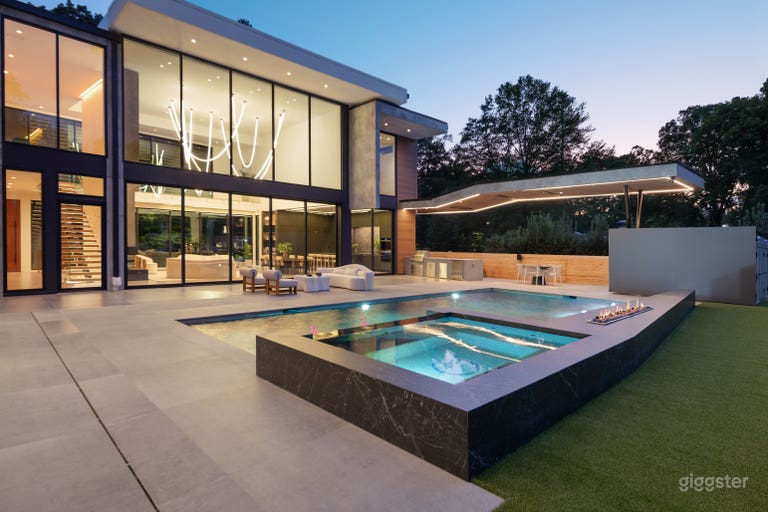  Ultra Contemporary Modern Mansion in Atlanta 
