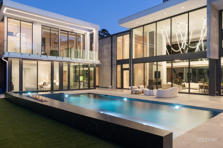  Ultra Contemporary Modern Mansion in Atlanta 