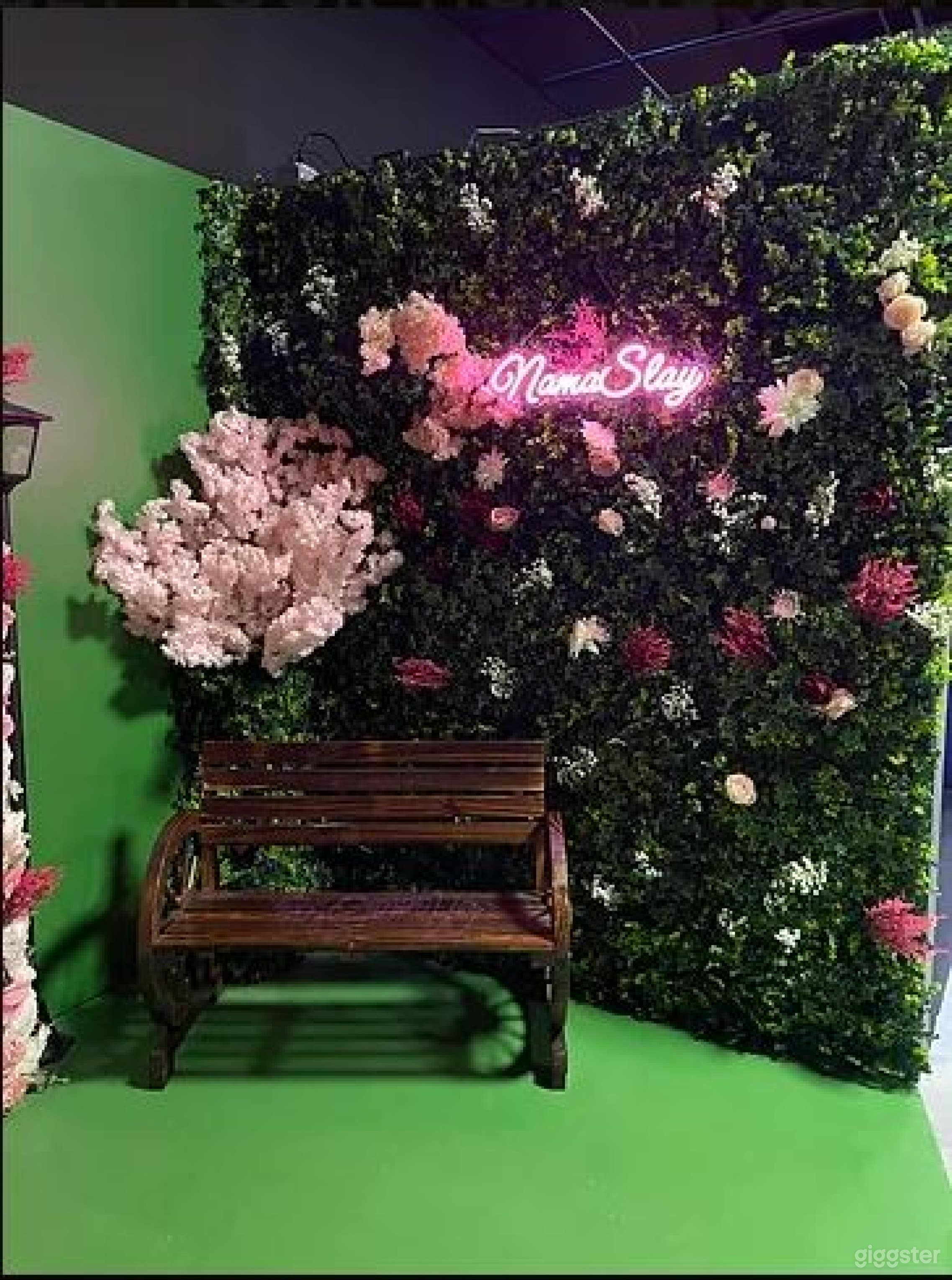 A Trendsetter Selfie Museum in Harrisburg Photo 4