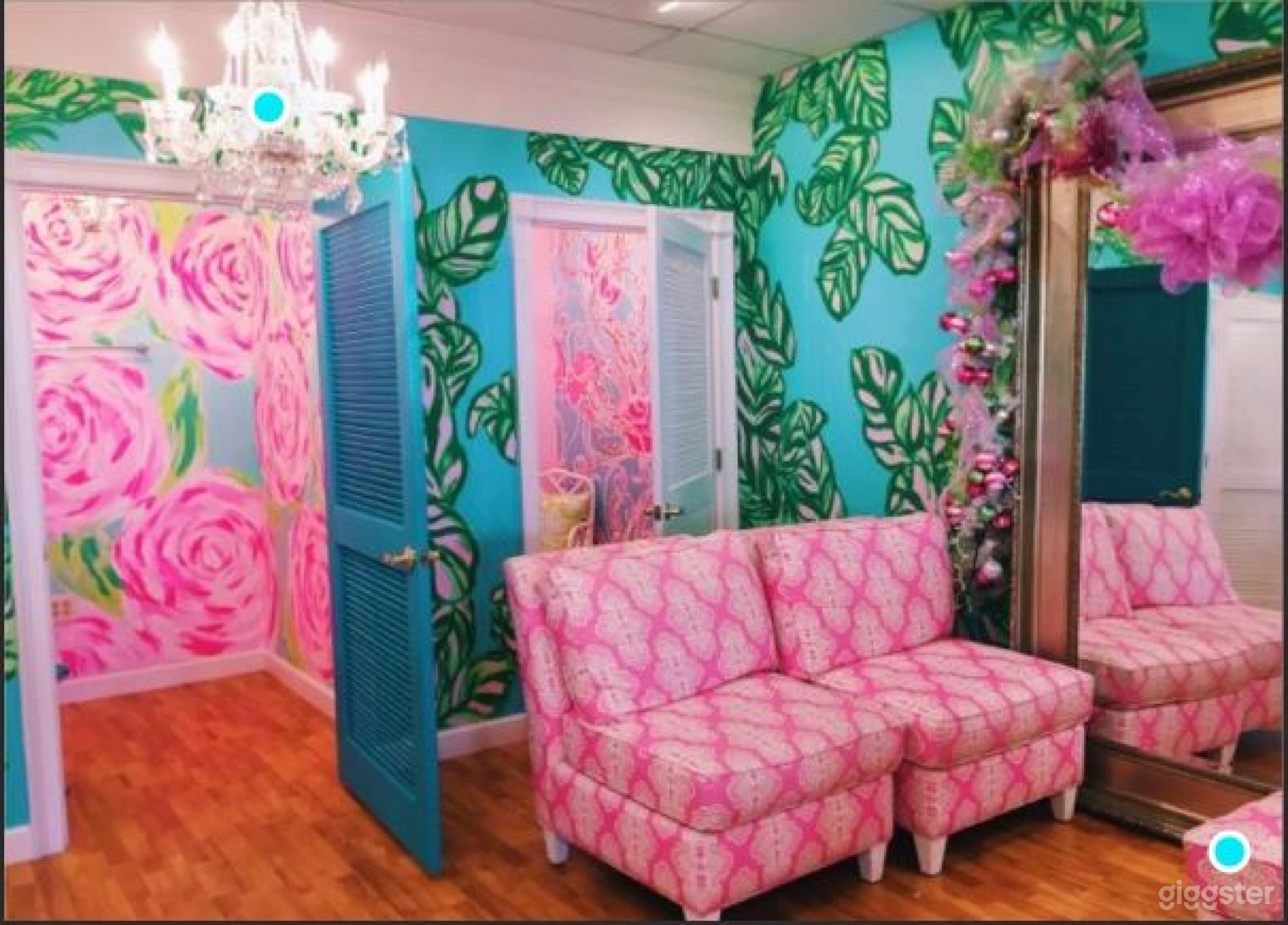 A Trendsetter Selfie Museum in Harrisburg Photo 1