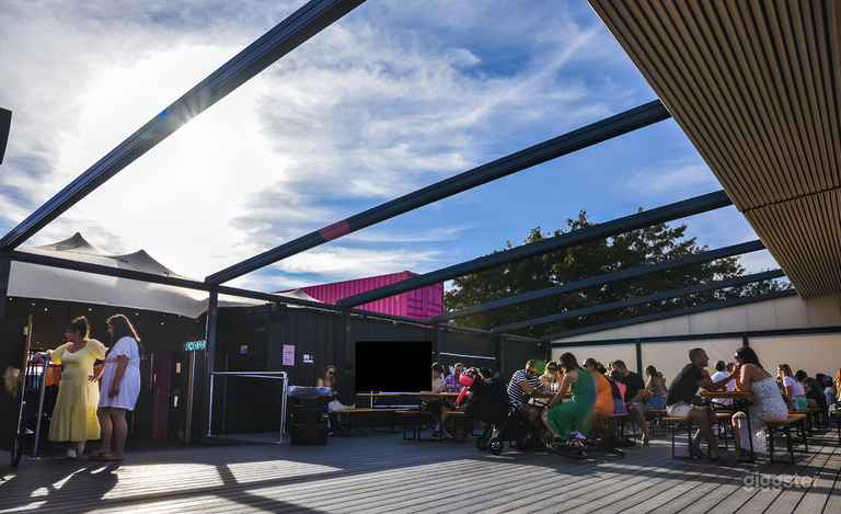  Bayside Food Court and Bar 