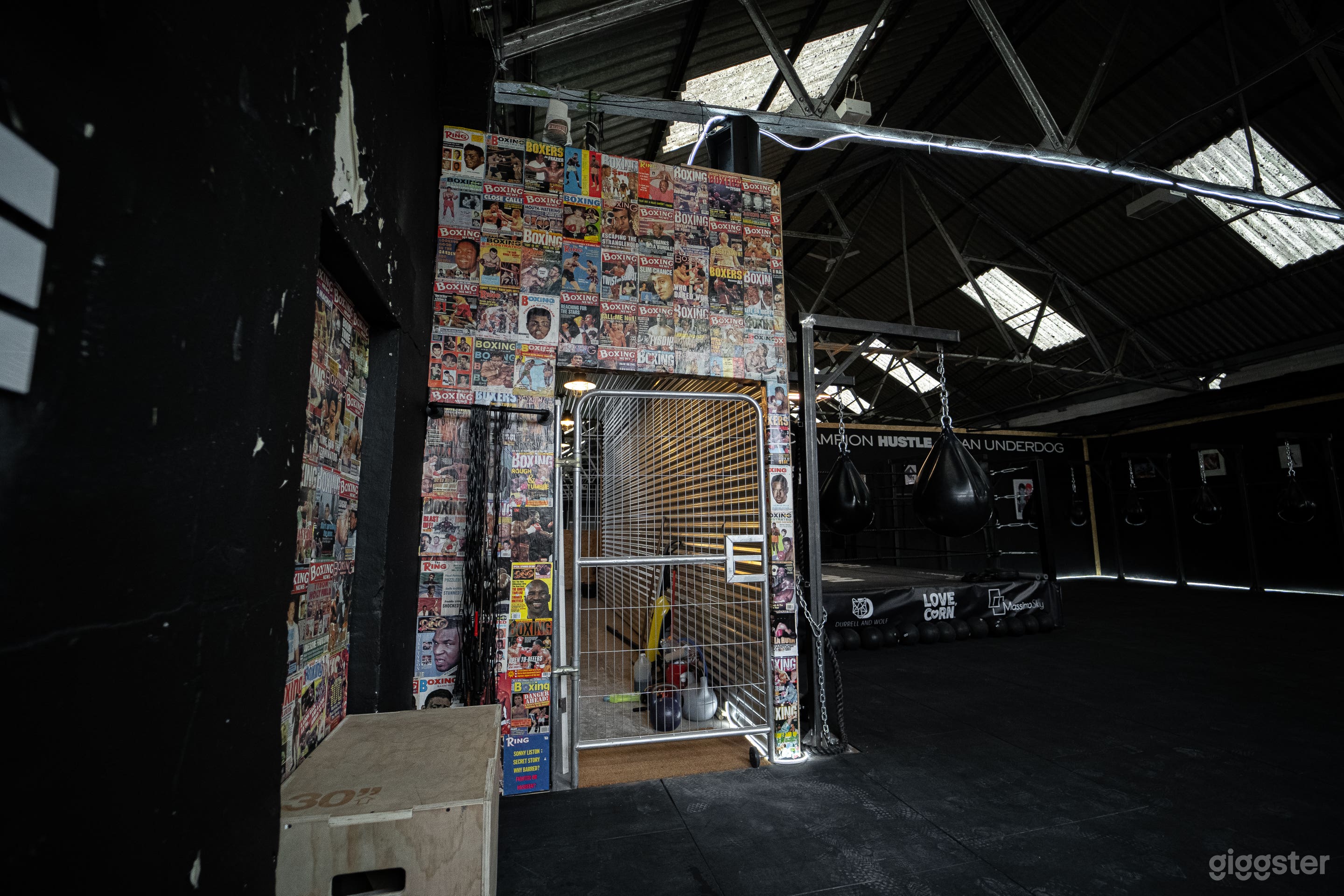 Industrial modern Boxing gym warehouse Photo 1