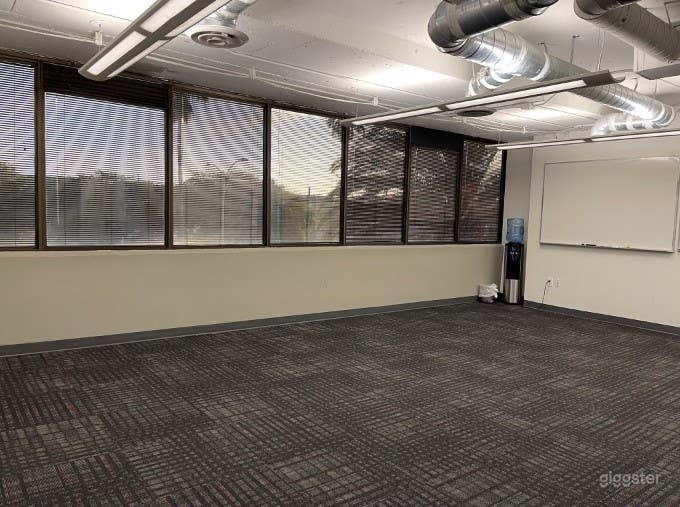 Suite 301: THE ARSENIO HALL SHOW (LAX) Photo 1