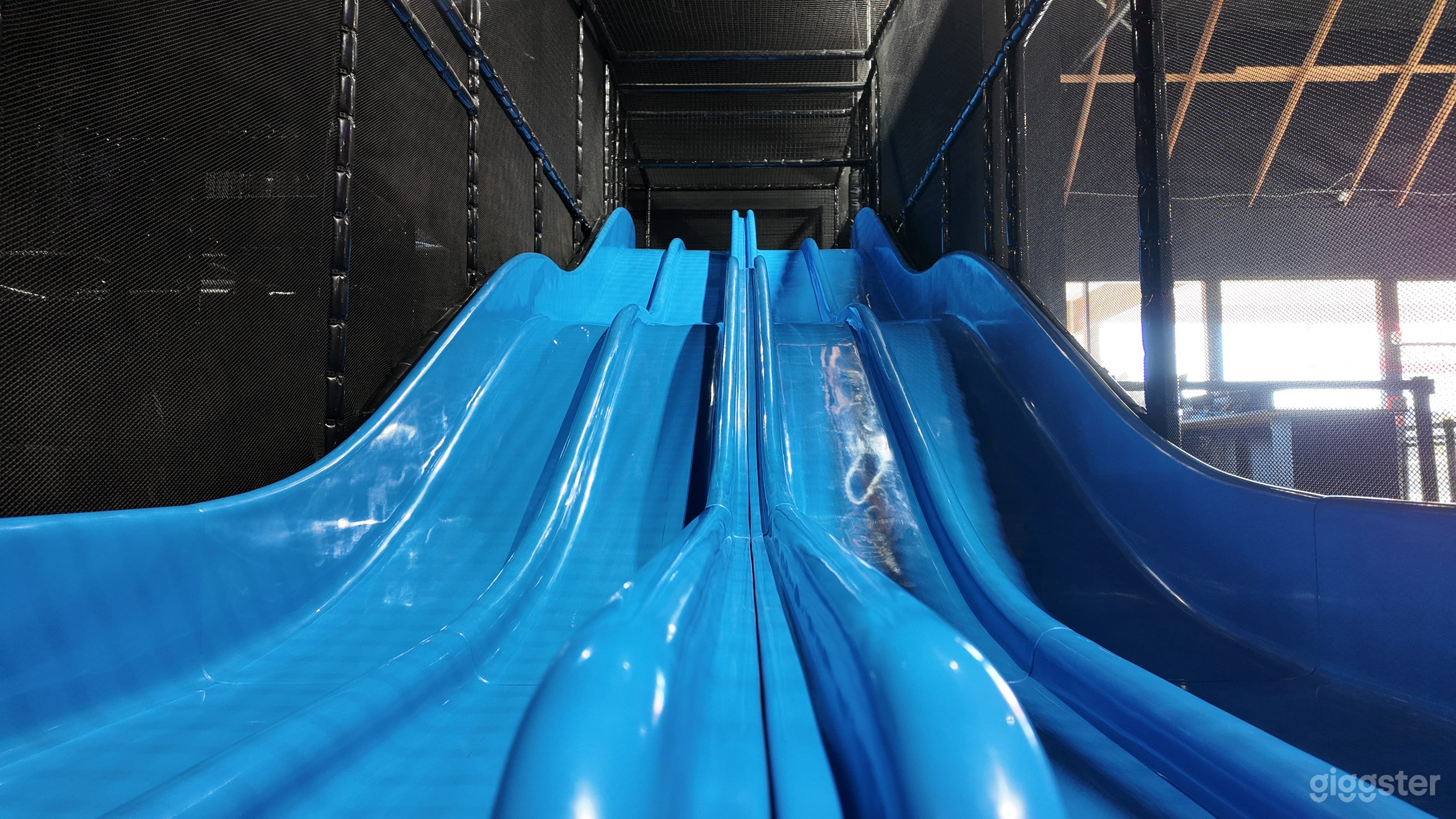 Family Freeplay Arena with Party Rooms (Buyout) Photo 4