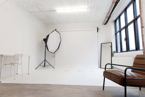 STUDIO 4 Photo 3