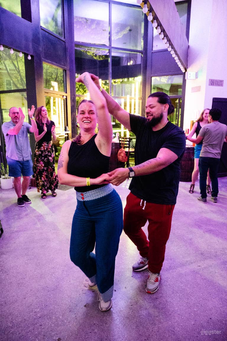  Industrial style, rustic, cozy, high ceilings, charm 