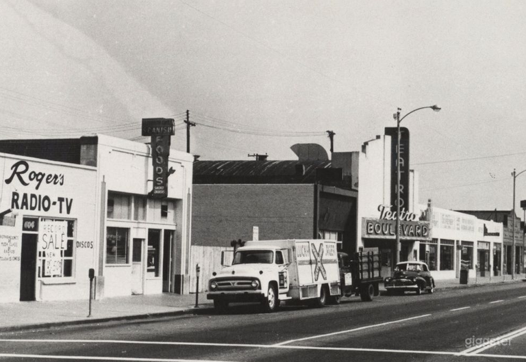   Historic Old Movie Theater & Music Studio 