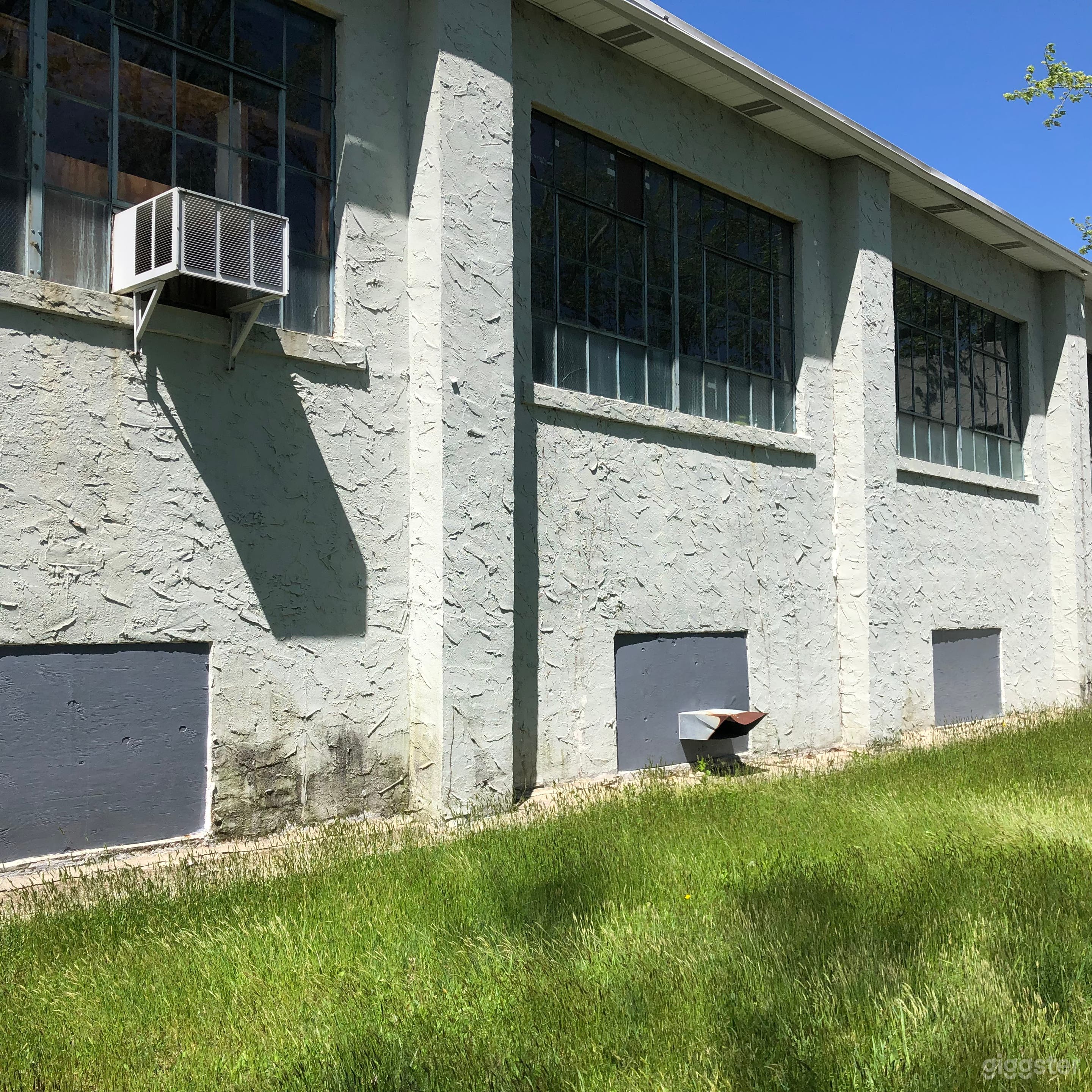 Warehouse to Film in Photo 1