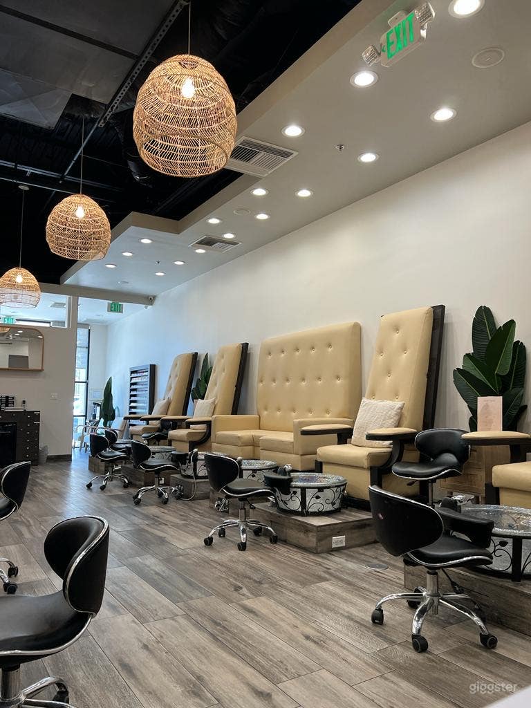 Spacious Minimalist LA Nail Salon 