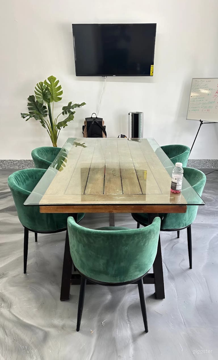  Natural Light Industrial Conference Room 