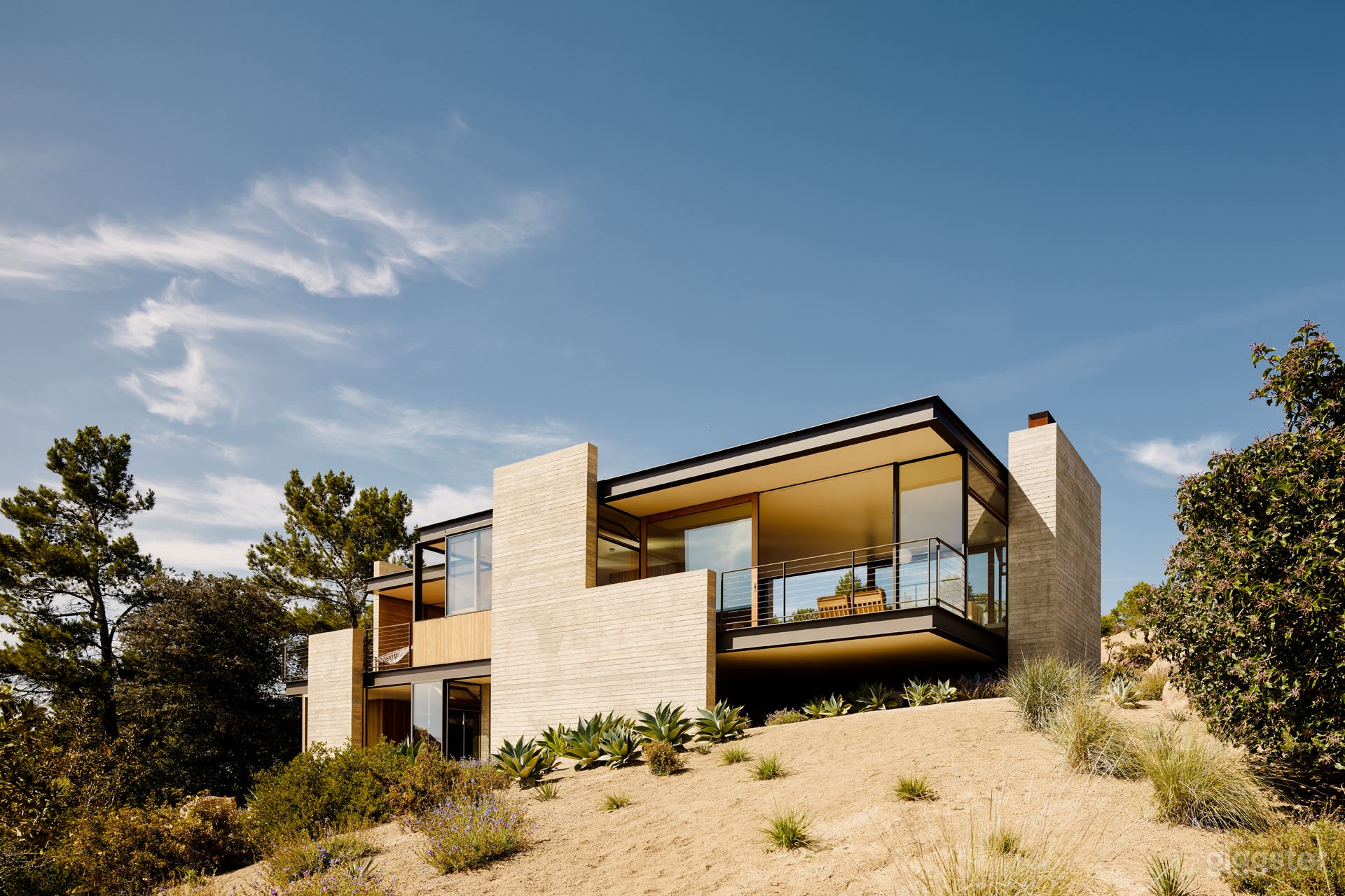 Saddle Peak House Photo 3