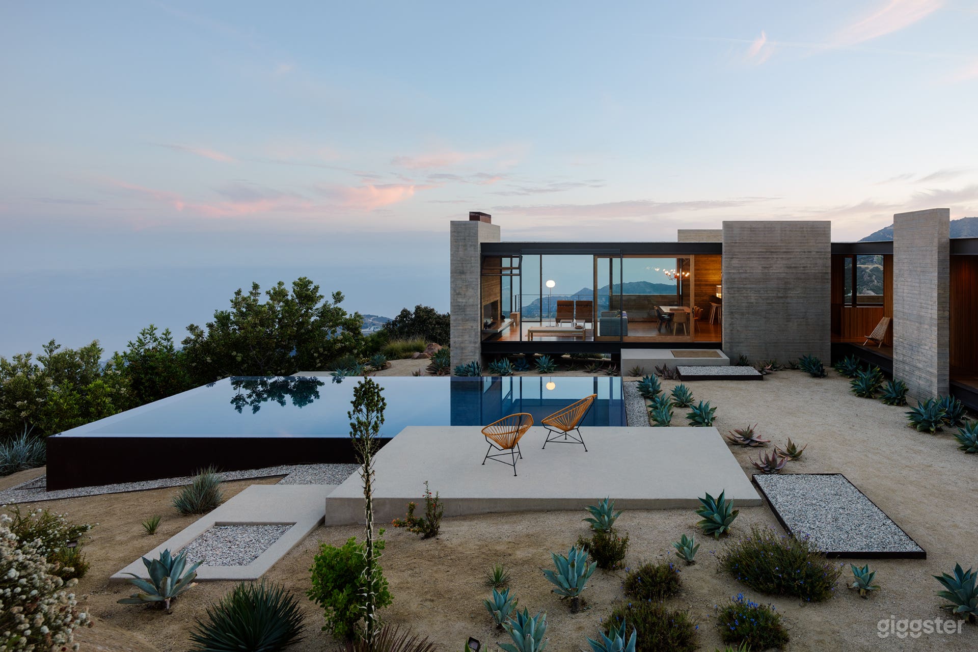 Saddle Peak House Photo 1