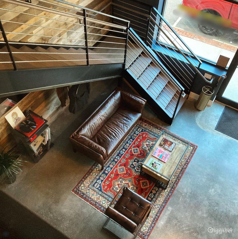  Gorgeous luxury retail location + optometry office 