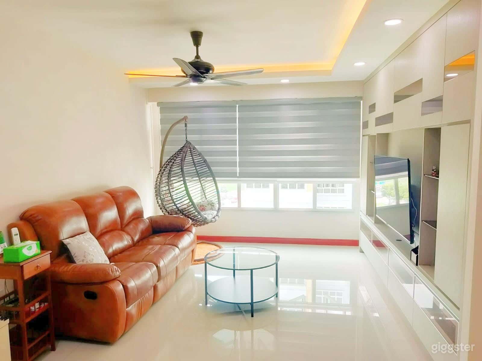 Spacious Home with 4 physical Rooms Photo 2